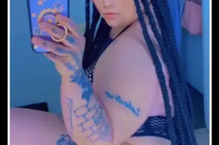 New Here✈✈❄Big Booty Italian B... - Image 4