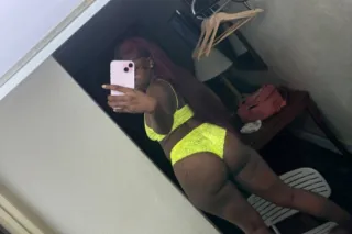 can you make this pussy squirt... - Image 3