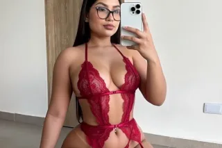 Hola Amor soy Amelia Latina 🇪🇨... - Image 4