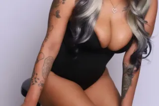 NEW PARTY GIRL in town . Your ... - Image 1